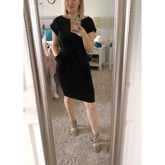 Short Sleeve Belted Pencil Dress with Pockets - Picture 5 of 6